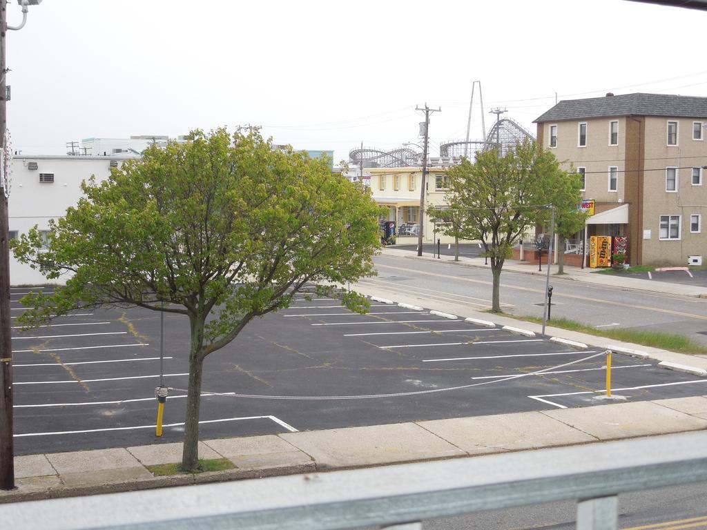 Brittany Motel Wildwood Bagian luar foto
