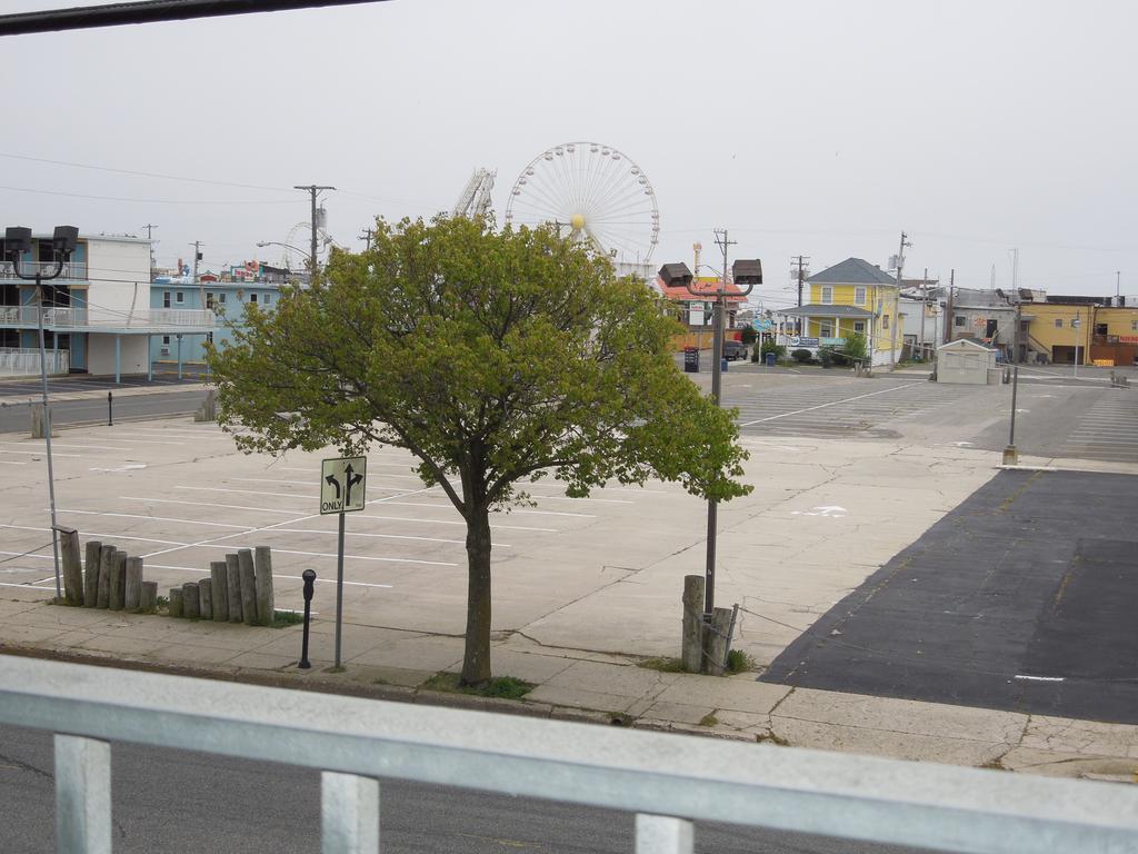 Brittany Motel Wildwood Bagian luar foto